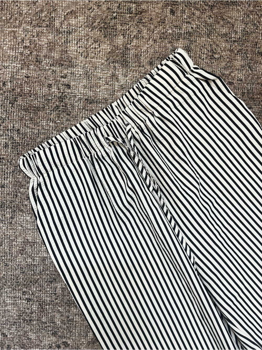 Black & White Striped Elastic Waist Lounge Pants M